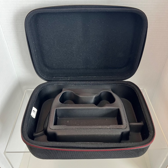 Nintendo Switch Large Protective Deluxe Travel System Hard Shell Carrying Case - Picture 4 of 6